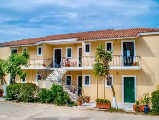 Lemon Tree Apartments B C Argostoli  Luaran gambar
