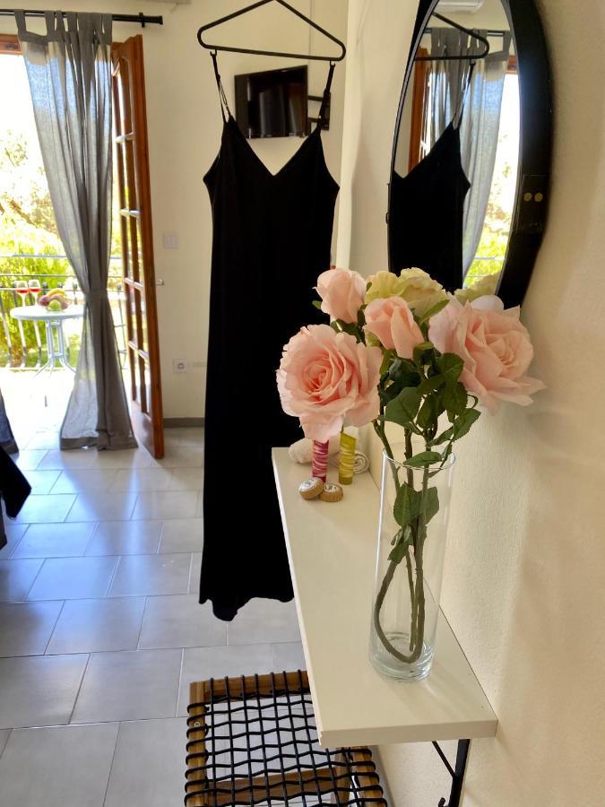 Lemon Tree Apartments B C Argostoli  Luaran gambar